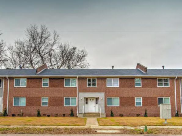 110 3rd St APT A
