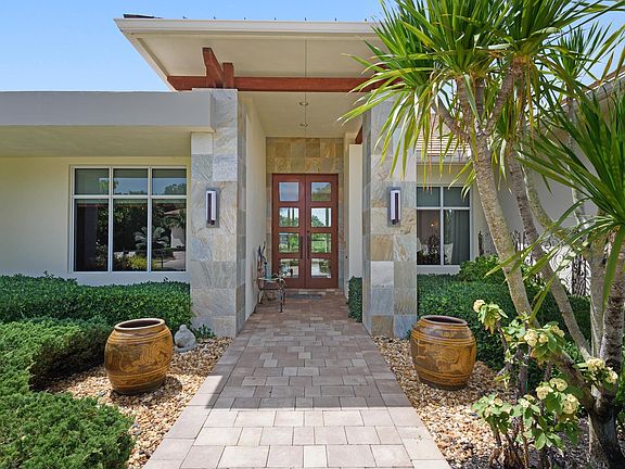 2nd image of 4557 Live Oak Blvd
