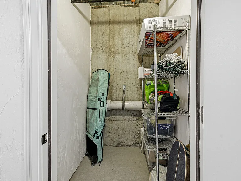 320 Middlesex Ave #D208 — Photo 58