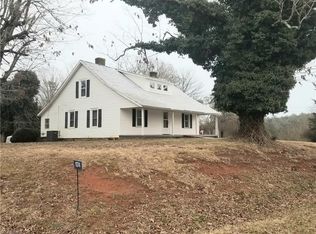 1074 Locust Grove Rd, Westfield, NC 27053