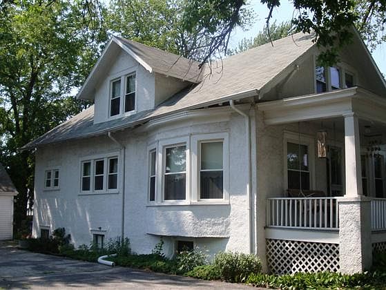 1st image of 708 S Wenona Ave