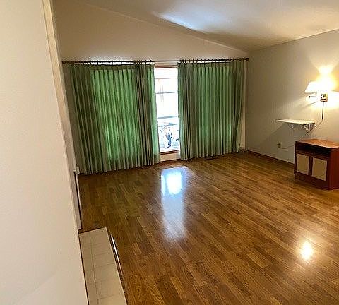 4th image of 3107 SE 157th Ave