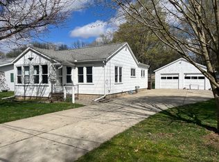 536 N Madison St, Marshall, MI