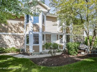 58 Woodstone Ct, Buffalo Grove, IL