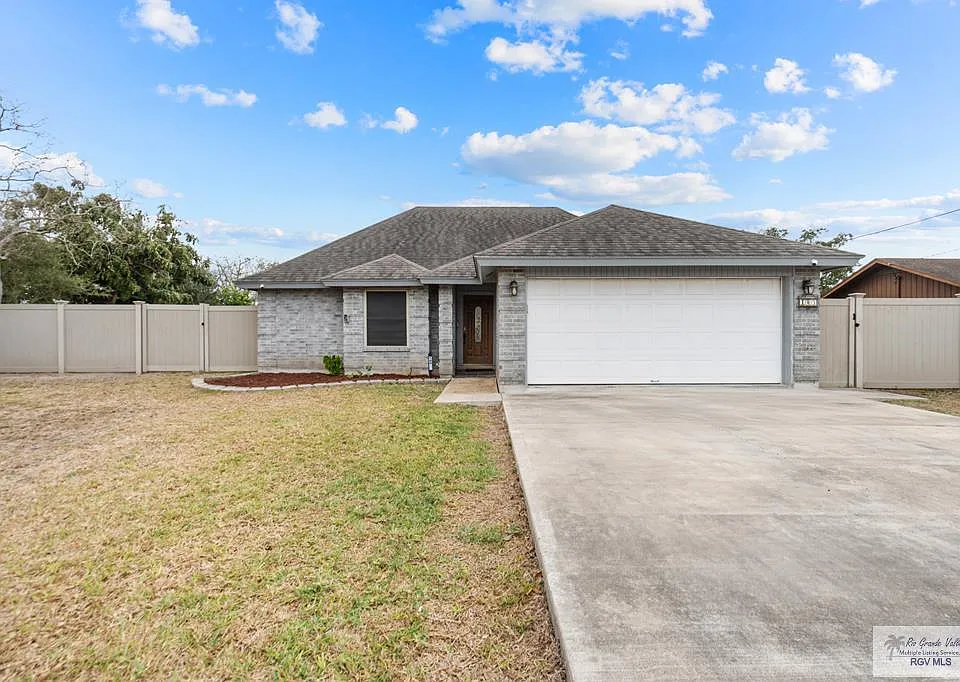 105 Sally Ln