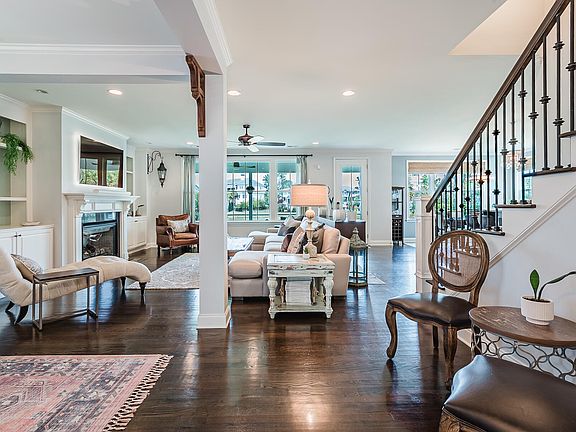 5th image of 1185 Ayers Plantation Way