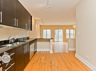 Logan Square Luxury Rentals!, Chicago, IL 60647