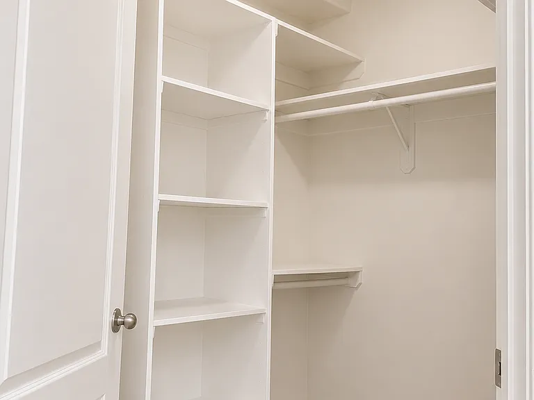 11847 Laurelwood Dr #305 — Photo 8