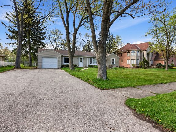2nd image of 3691 Walters Ave