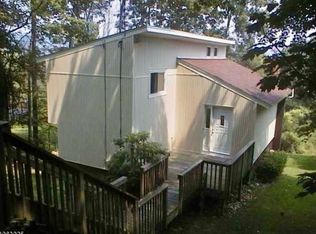 136 Glenside Trl, Sparta, NJ 07871