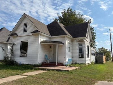 2530 Crawford Ave, Parsons, KS, 67357