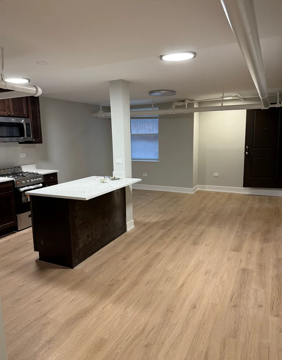 Studio, 320 sqft, $1,300 — Photo 2