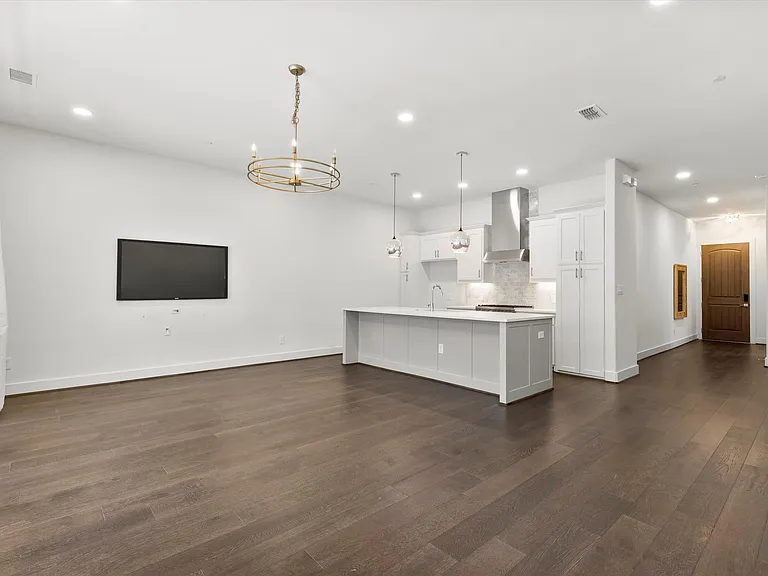 15875 Spectrum Dr #1106 — Photo 4