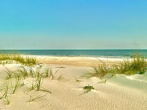 110 Canoe Ln, Port Saint Joe, FL 32456