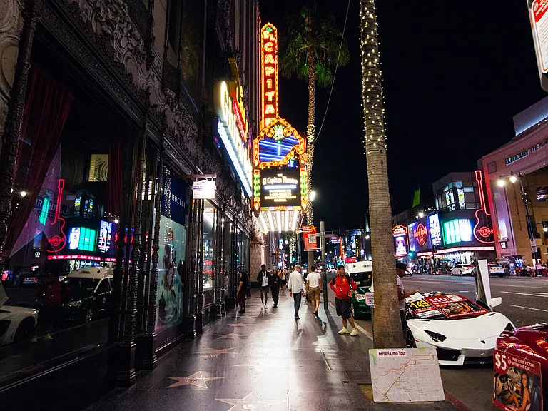 Our community is nestled perfectly between Beverly Hills, Hollywood, and downtown Los Angeles