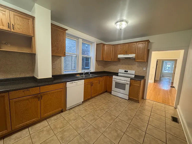 5849 N Campbell Ave #1 — Photo 7