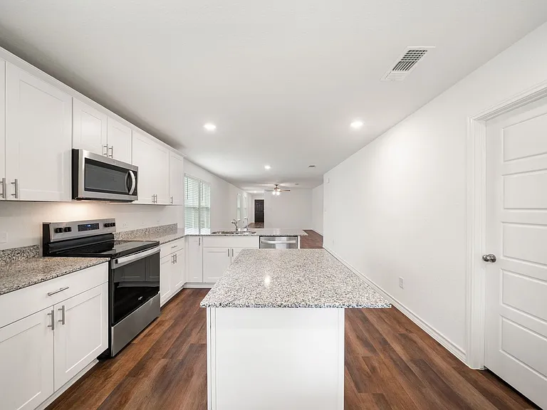 1115 Pigeon Ln — Photo 14