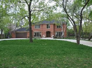19 Park Ln, Golf, IL 60029