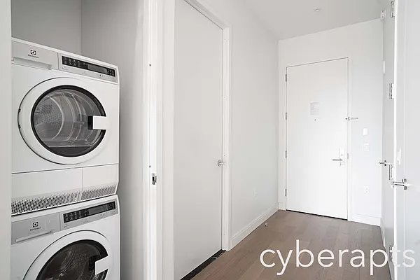 Rented by Cyberapts Management | media 24