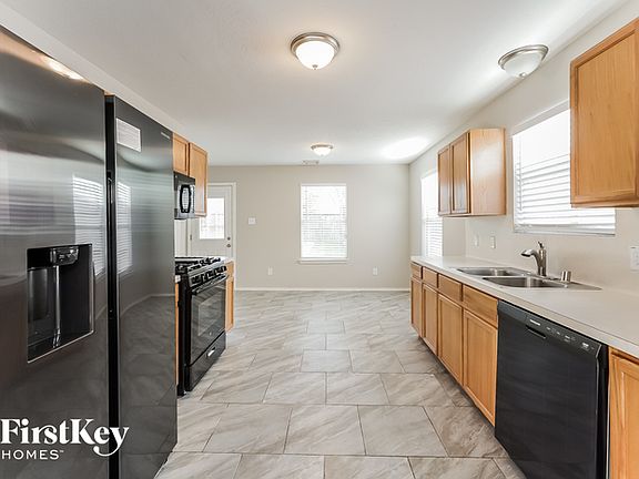 5th image of 19346 Moss Meadow Ln