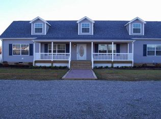 32 Hurkemp Rd, Fredericksburg, VA 22405