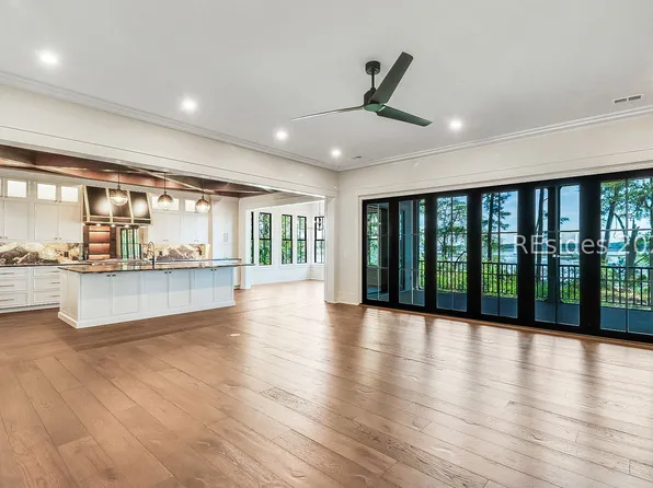 6 Dolphin Lndg, Okatie, SC 29909