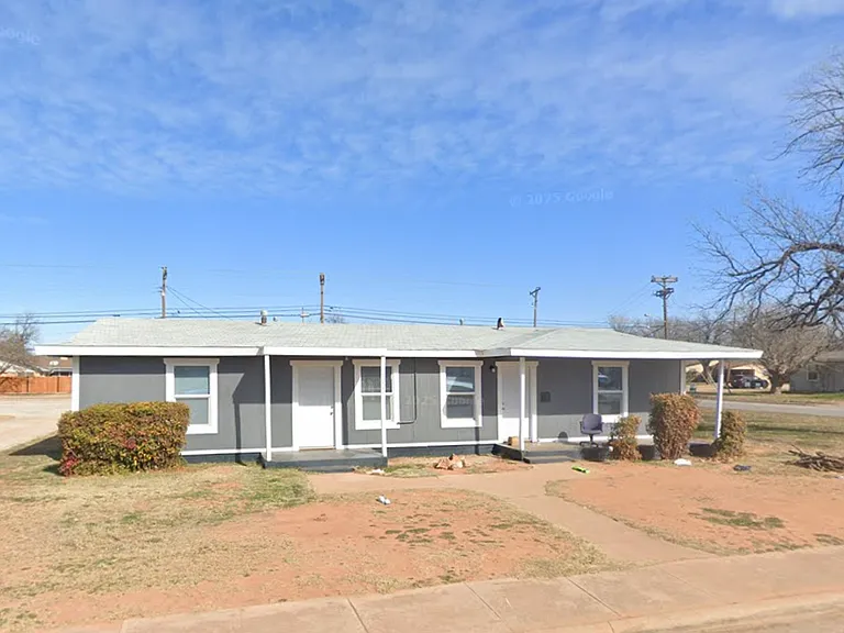 610 S Leggett Dr — Photo 17