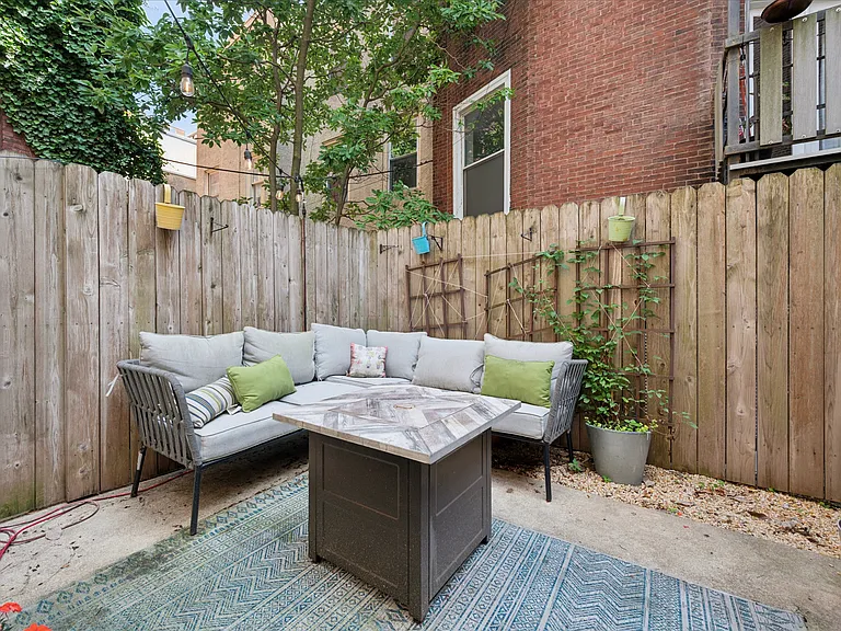 1208 Saint James St — Photo 8