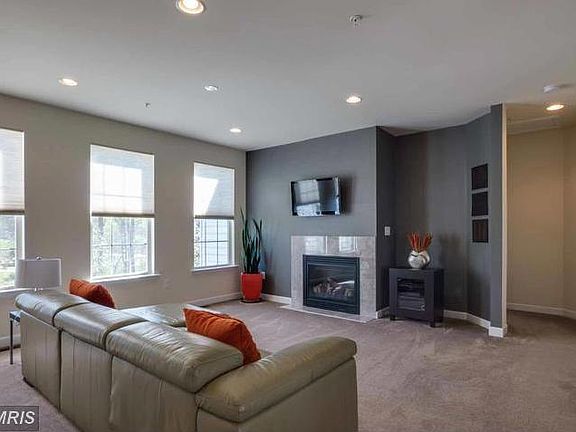 4th image of 23624 Whispering Wood Way