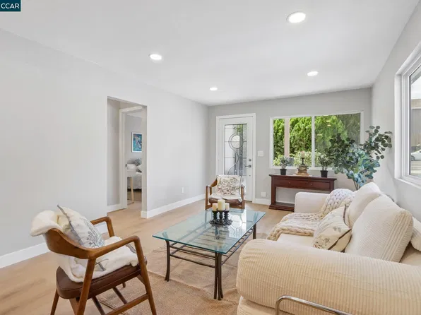 236 Center Ave, Pacheco, CA 94553