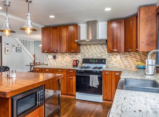 149 Elm St FLOOR 2, Marblehead, MA 01945