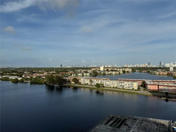 1301 Miami Gardens Dr APT 1515W, Miami, FL 33179