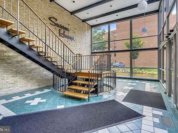3rd image of 4970 Battery Ln APT 408