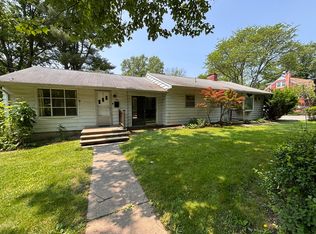 443 N 8th St, Stroudsburg, PA
