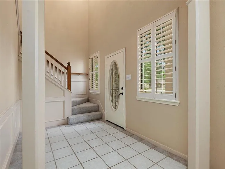 14151 Buckingham Ln — Photo 15