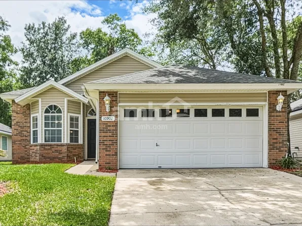 10902 Campus Heights Ln, Jacksonville, FL 32218