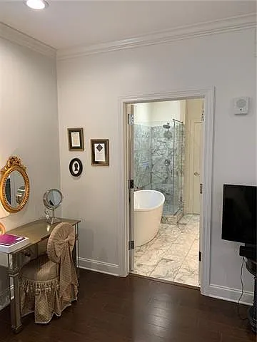 2328 Metairie Rd #302 — Photo 5