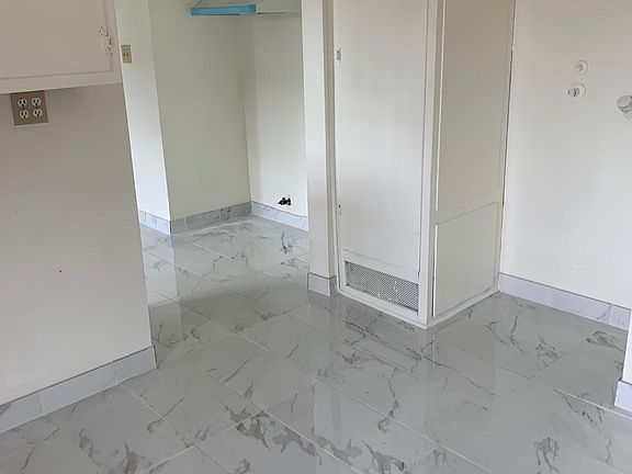 3rd image of 1855 Canal Ave APT 3