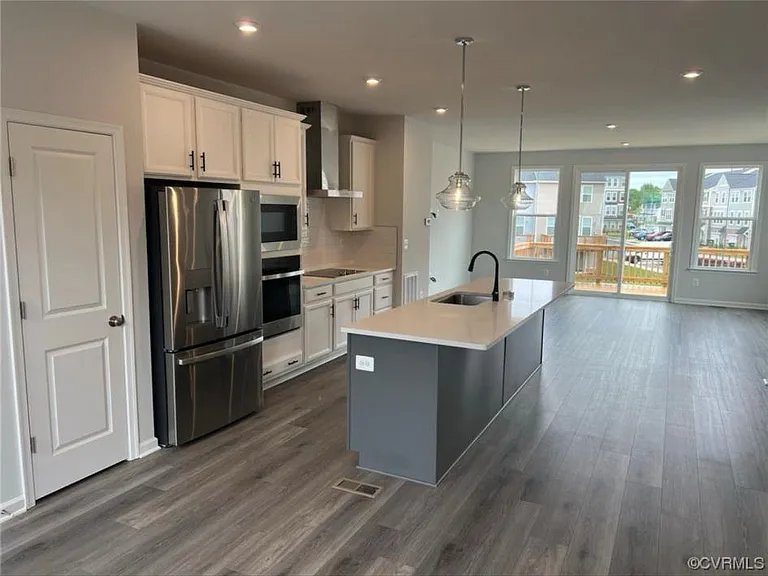 8837 Foxway Ridge Ln — Photo 19