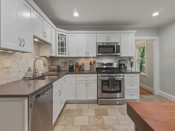 53 Day St #53, Jamaica Plain, MA 02130