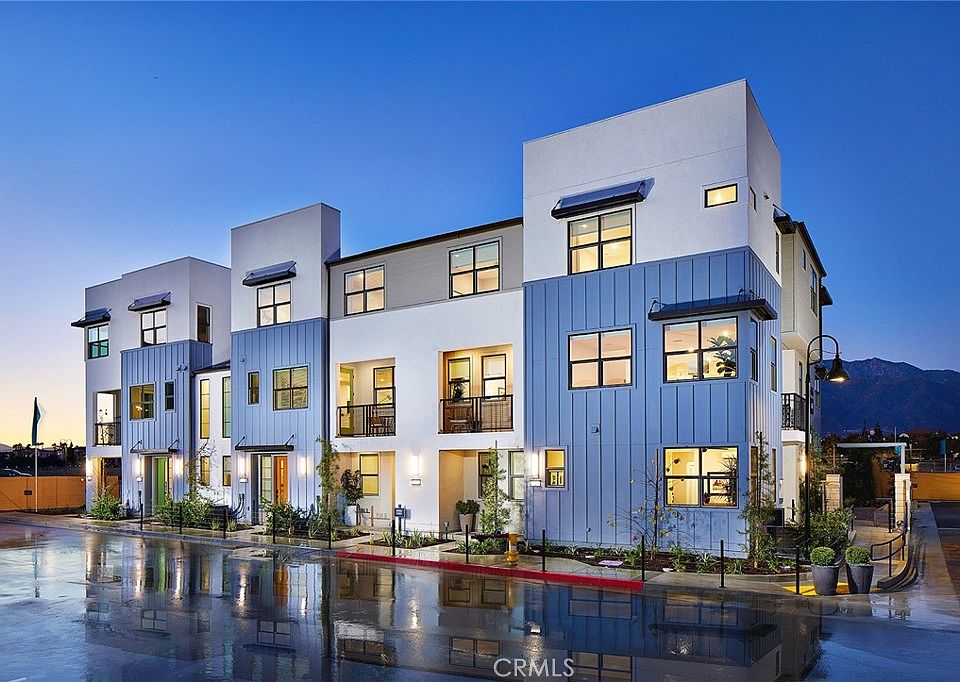 Building Photo 4