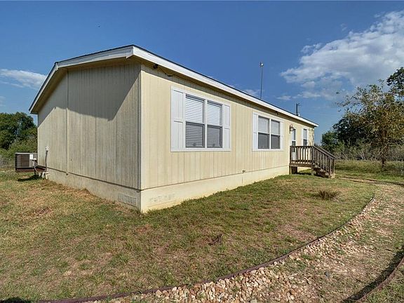 3rd image of 230 Bartsch Ln