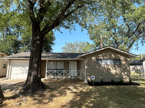 209 W Newburg Ave, Sapulpa, OK 74066