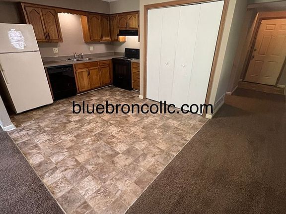 5th image of 516 NE Churchill St #3891093