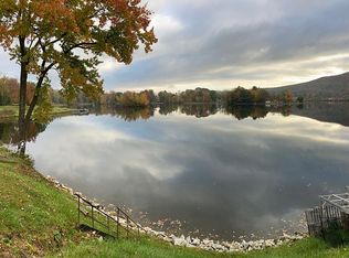 278 Shadowland Cove Rd, Cheshire, MA 01225