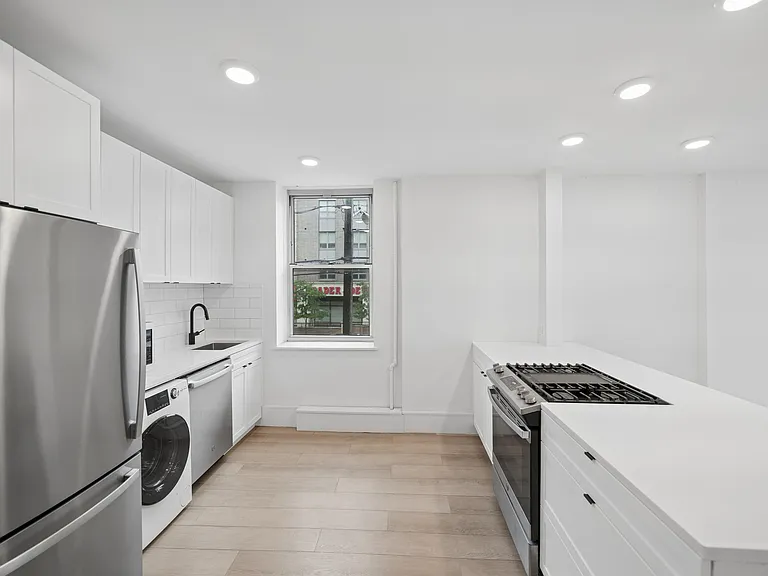 1327 Willow Ave #3 — Photo 2