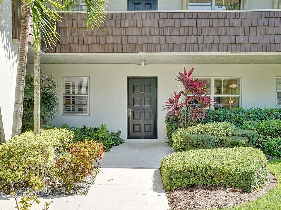 1st image of 4031 N Cypress Drive #105