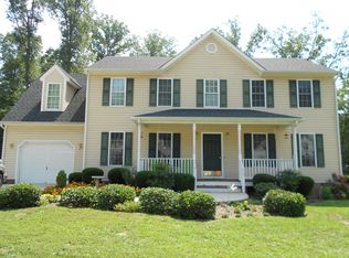 461 Trickling Creek Rd, North Chesterfield, VA 23236