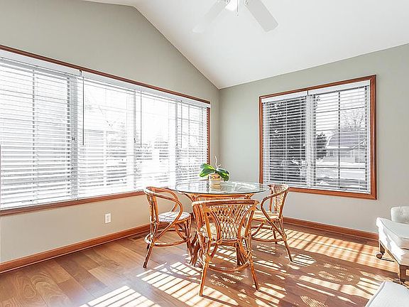 Sunroom - 12 X 11
