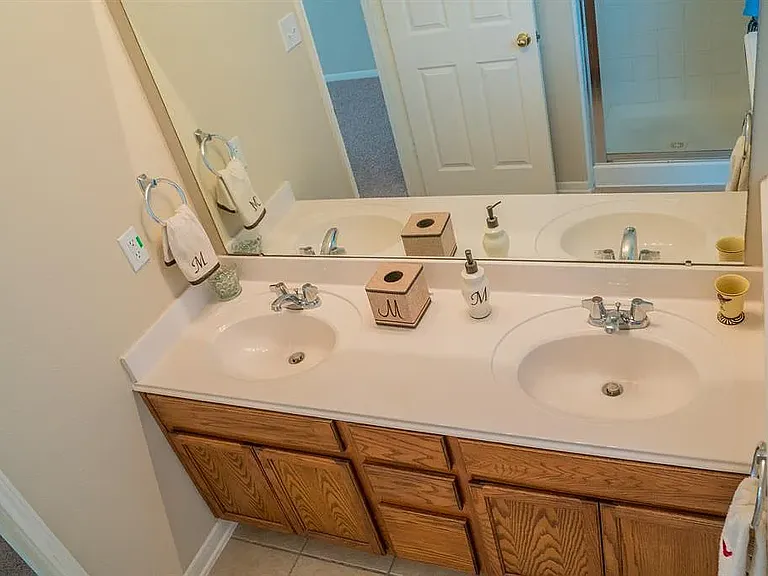 8002 Arapahoe Ridge Ln — Photo 10